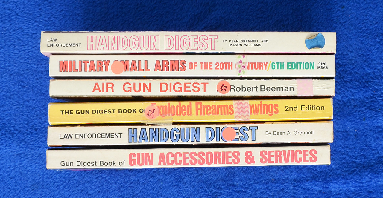 book GUN COLLECTOR BOOKS - M10635