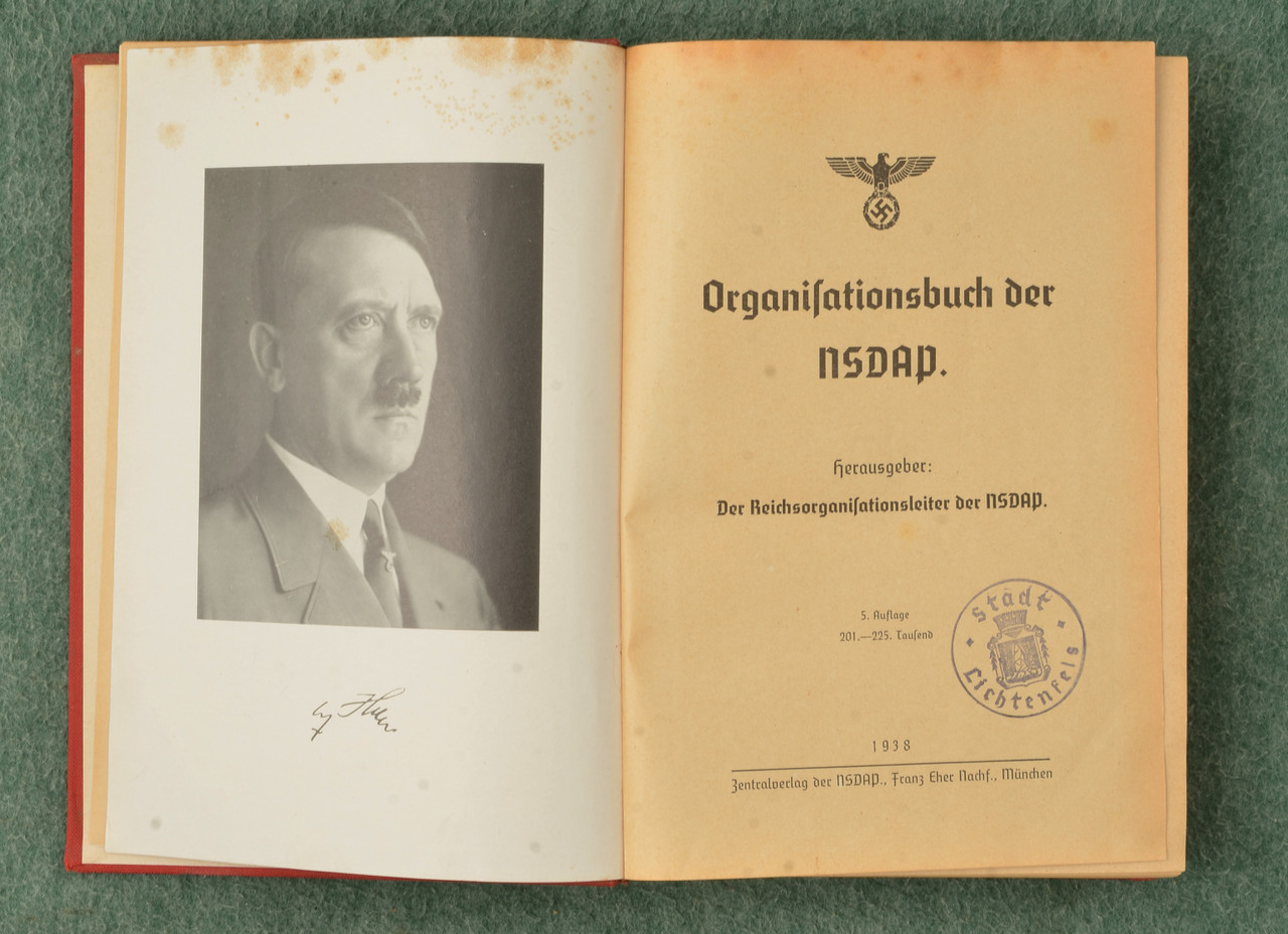1938 NAZI NSDAP ORGANIZATION BOOK - C59085