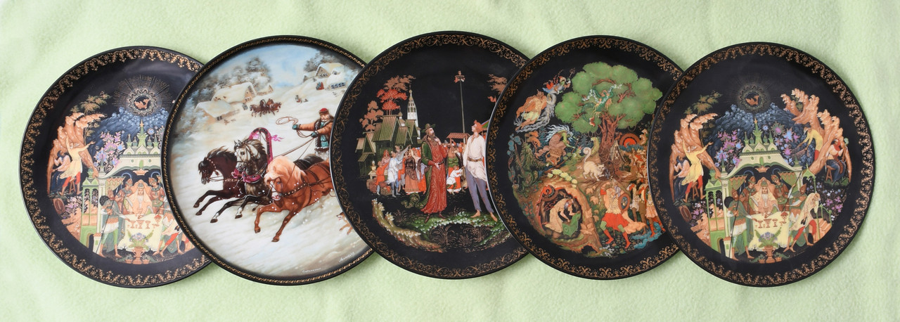 COLLECTOR PLATES- LOT OF 5 - M10891