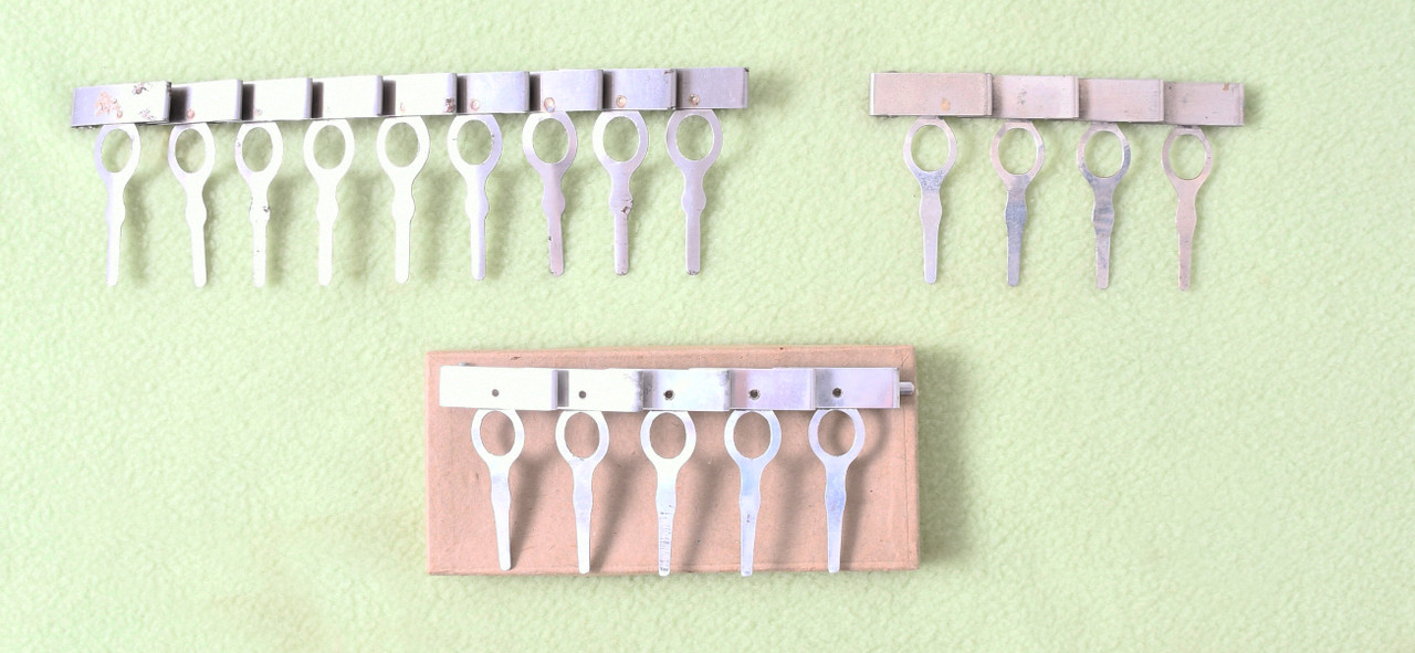 JAPANESE MEDAL HANGERS - C61188