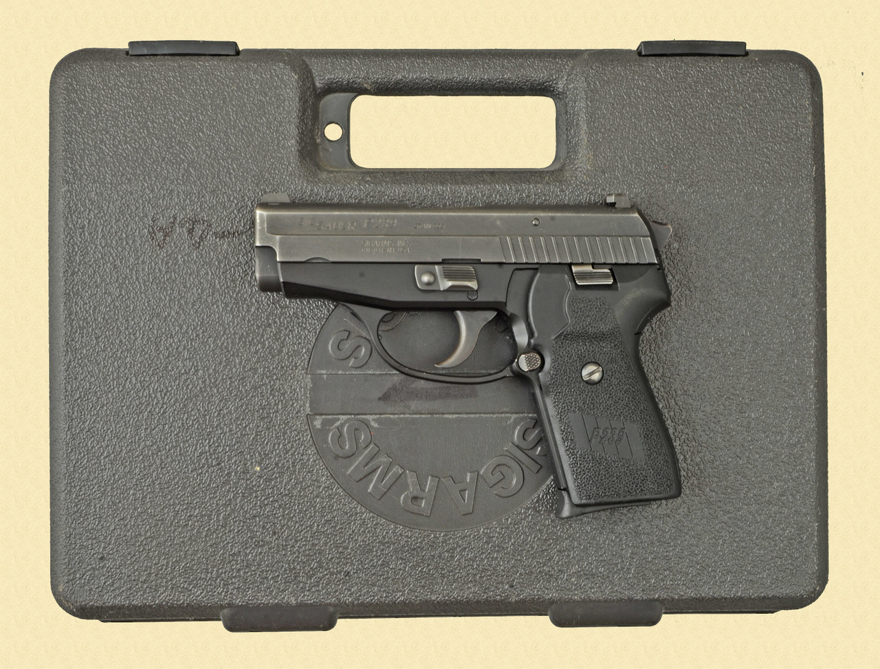 SIG SAUER P239 DAO - D35077