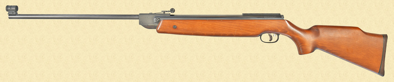 BEEMAN MODEL R10 AIR RIFLE - C62217