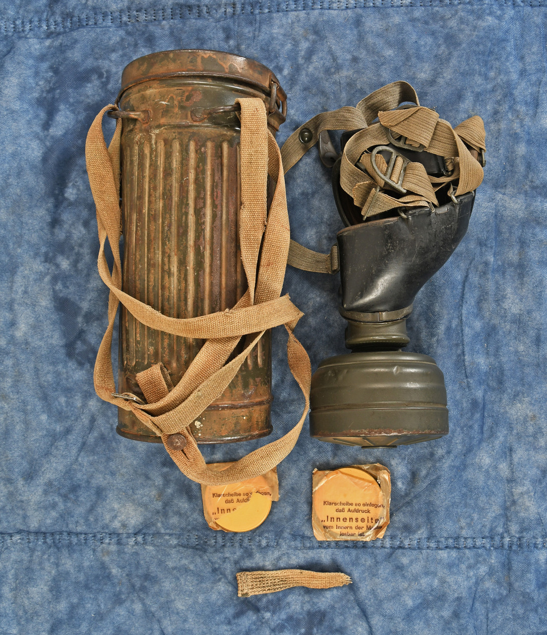 GERMAN WWII GAS MASK IN CANISTER - C63925