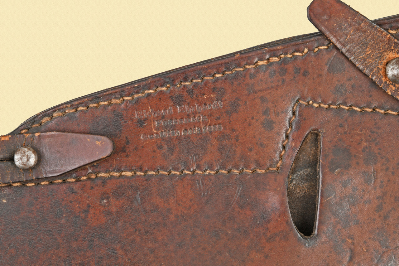 GERMAN SHOULDER HOLSTER - M11558