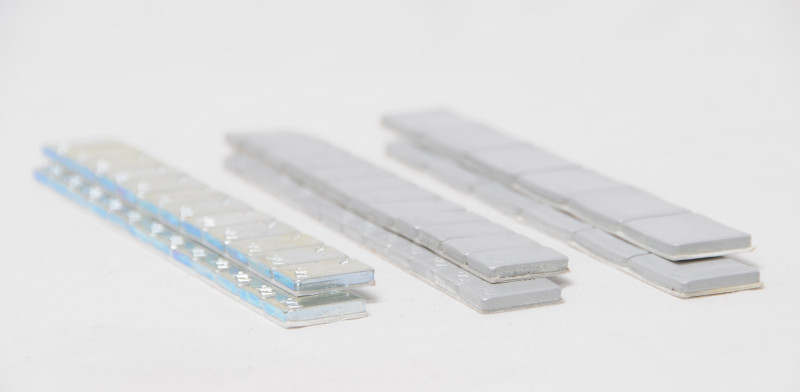 Wheel Mate Spiked Lug Nuts Set of 32 - Black 9/16" - 35431P