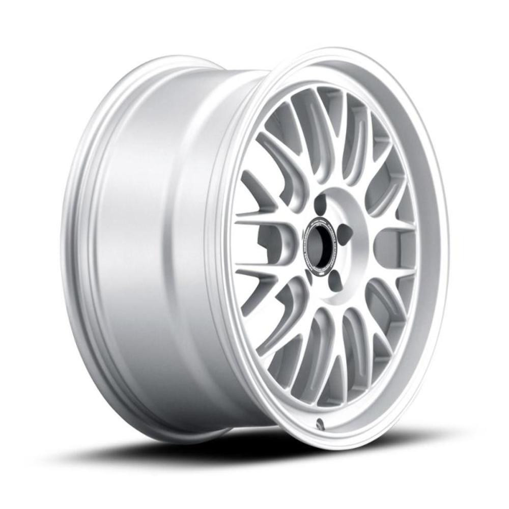 fifteen52 Holeshot RSR 19x8.5 5x112 45mm ET 57.1mm Bore Radiant Silver Wheel