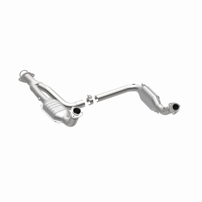MagnaFlow Direct-Fit Catalytic Converter for 07-10 Silverado/Sierra 2500HD 6.0L