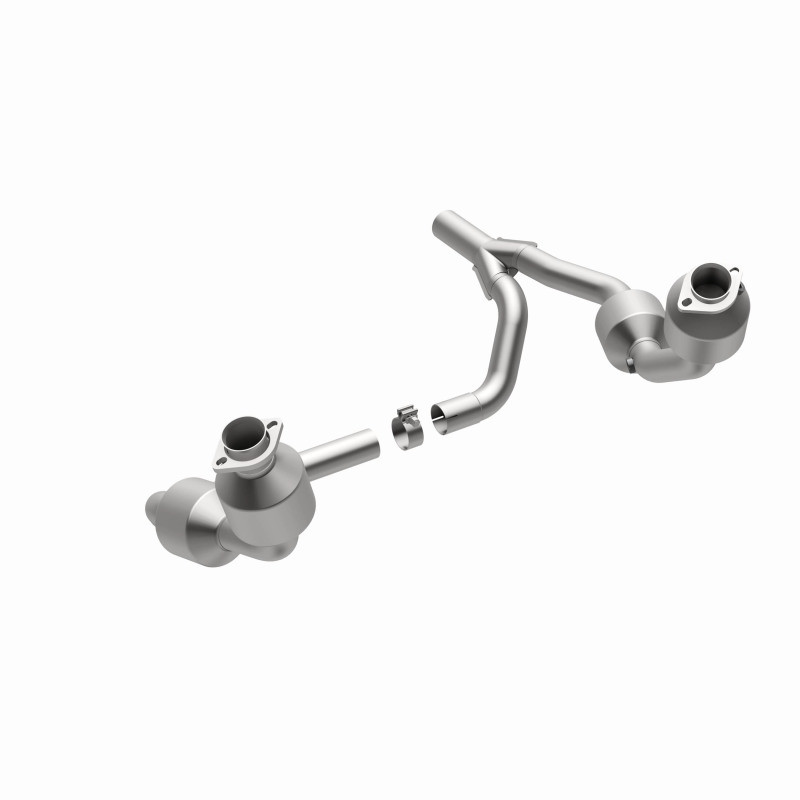 MagnaFlow Direct-Fit Catalytic Converter for 07-09 Jeep Wrangler 3.8L
