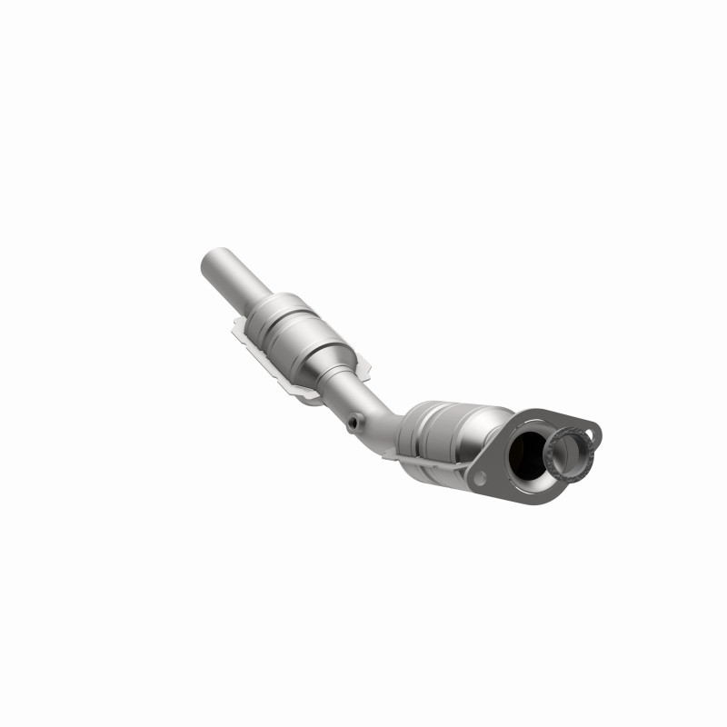 MagnaFlow Direct-Fit Catalytic Converter for 03-04 Corolla / Matrix 1.8L