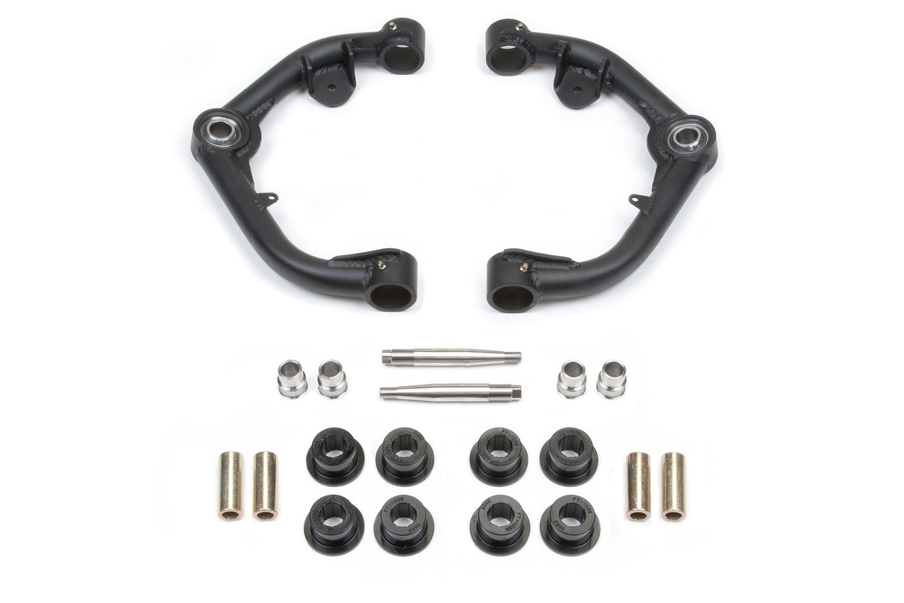 Fabtech 6in Uniball Upper Control Arm Kit for 01-10 GM C/K2500HD/3500HD