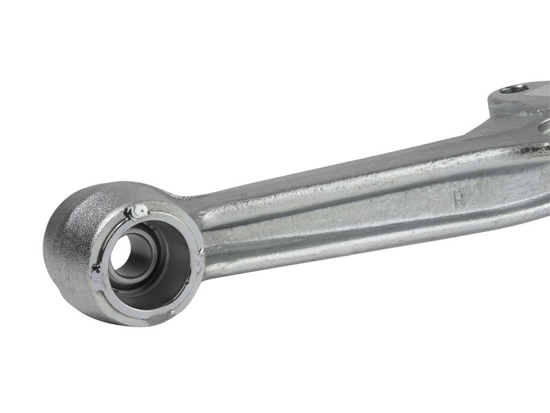 Skunk2 Front Lower Control Arms w/ Spherical Bearing for 88-91 Honda Civic/CRX