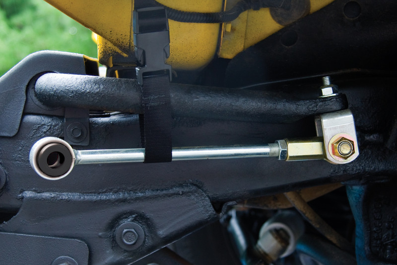 Zone Offroad Sway Bar Disconnects for 0-2" Lift Kit for 97-06 Jeep Wrangler TJ