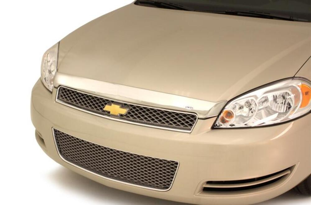 AVS Aeroskin Low Profile Hood Shield - Chrome for 06-13 Chevy Impala