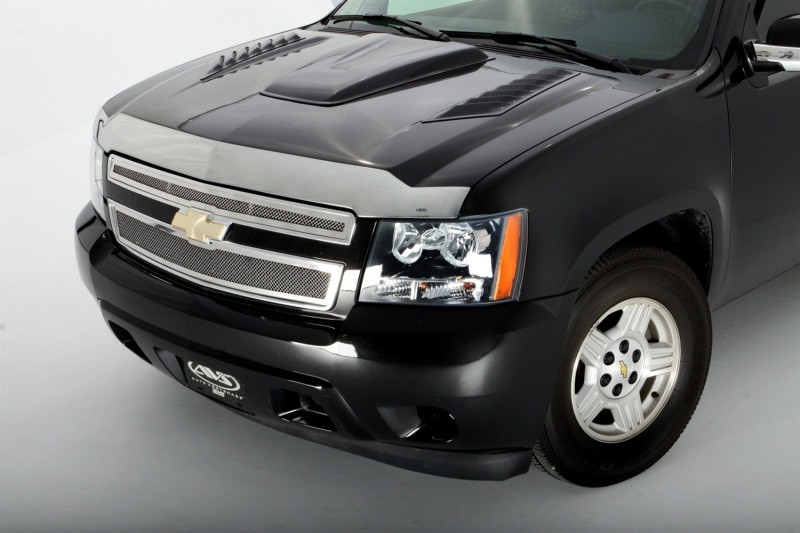 AVS Aeroskin Low Profile Hood Shield - Chrome for 07-14 Chevy Tahoe