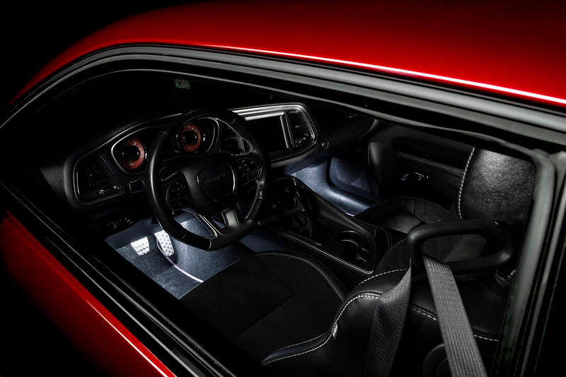 Oracle 36" LED Retail Pack - White