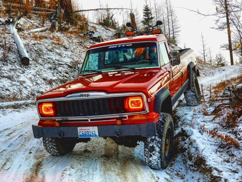 Oracle Pre-Installed Lights 7x6" Sealed Beam - ColorSHIFT Halo