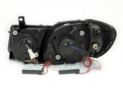 ANZO Projector Headlights w/ Halo Black (CCFL) for 1998-2007 Lexus Lx470
