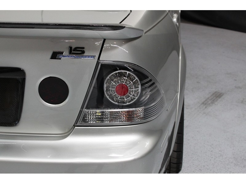 Spyder LED Tail Lights Black for 01-05 Lexus IS 300