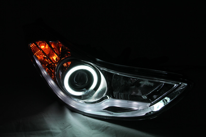 ANZO Projector Headlights w/ Halo Chrome (CCFL) for 2011-2014 Hyundai Elantra