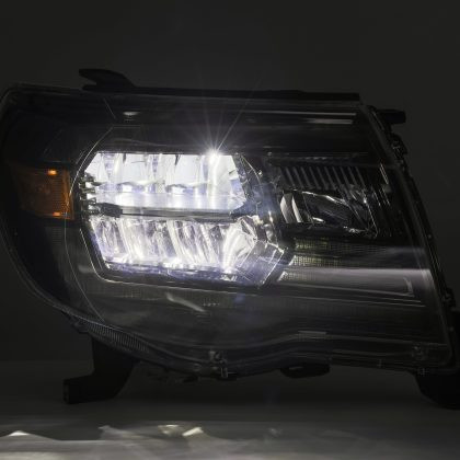 AlphaRex LUXX Crystal Headlights Chrome for 05-11 Toyota Tacoma