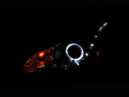 ANZO Projector Headlights w/ Halo Black (R8 Style) for 2003-2007 Honda Accord