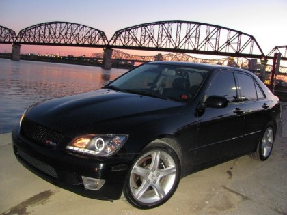 Spyder Projector Headlights Xenon/HID - LED Halo DRL Blk for 01-05 Lexus IS300