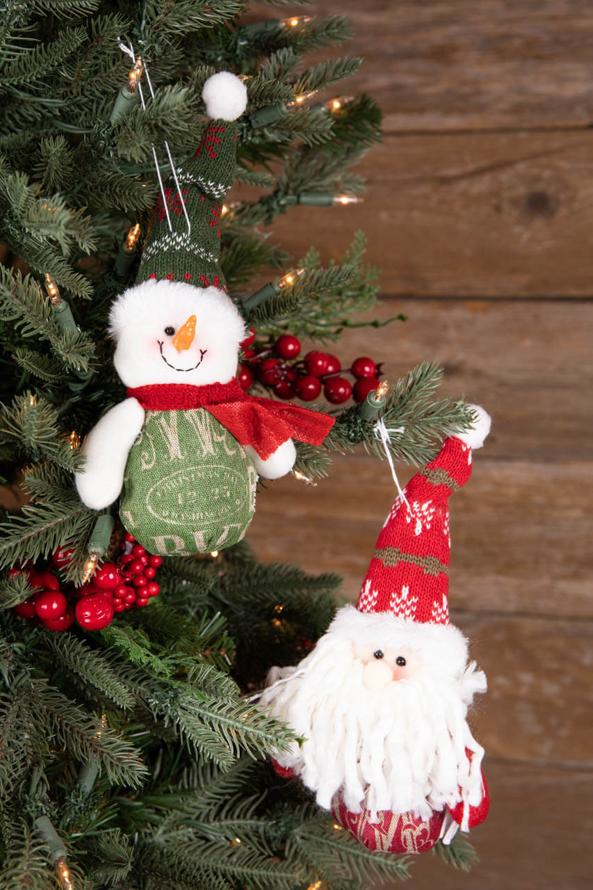 Enchanted Holidays: The Magic of Plush Christmas Decorations