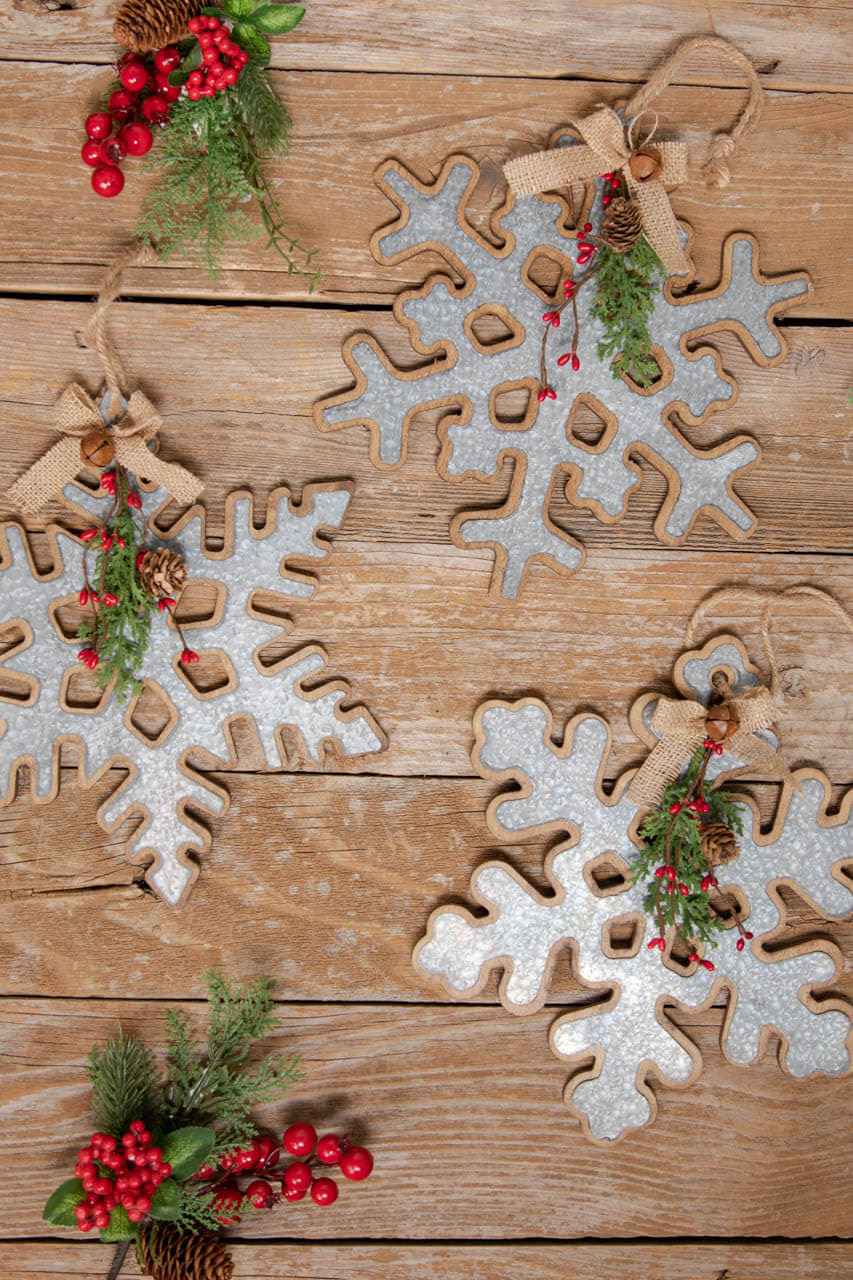 Wooden Snowflake Christmas Decor with Photo