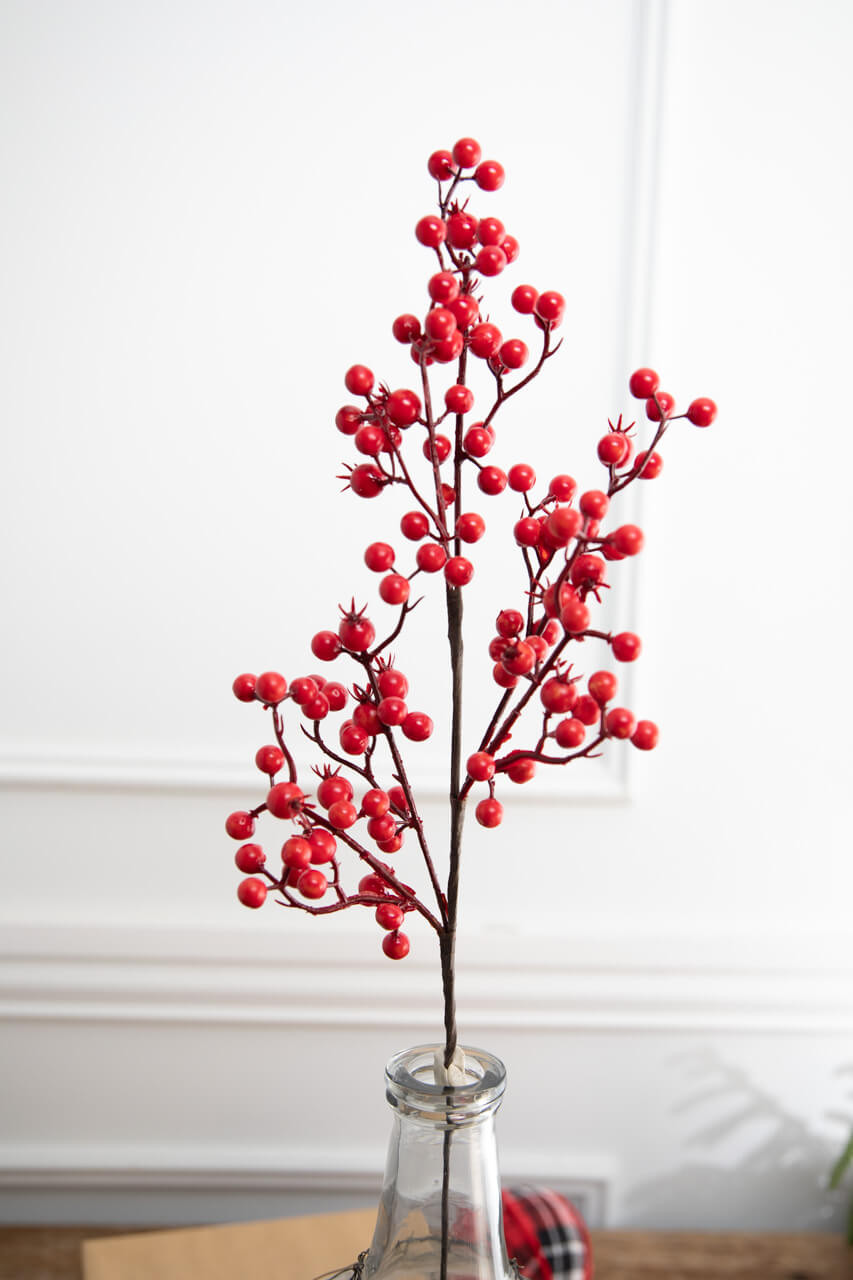 26” Red Mixed Berry & Crabapple Spray - Decorator's Warehouse