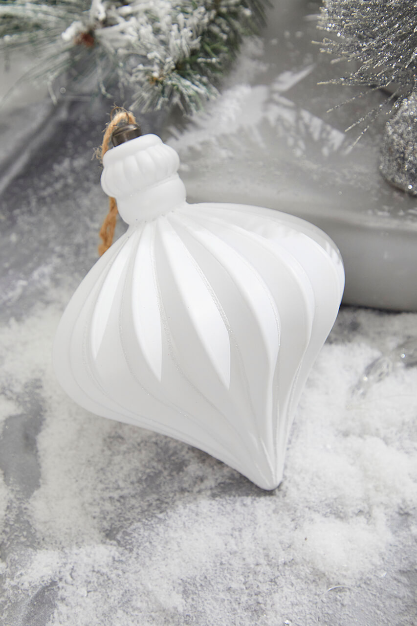 Velvet Ball/Onion/Finial Holly Ornament Set: White — Holiday Whimsy