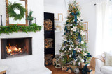 A Guide to Decorating with Christmas Tree Picks and Sprays