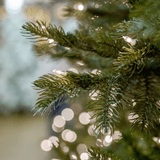 How To Choose an Artificial Christmas Tree