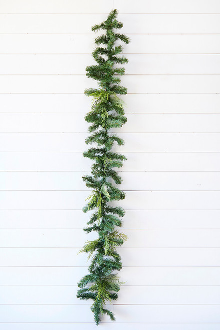 Cardinal Christmas Garlands | Decorator's Warehouse