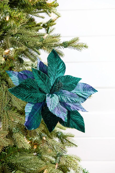 Winter Woodland Flowers | Festive Decorations | Decorator's Warehouse