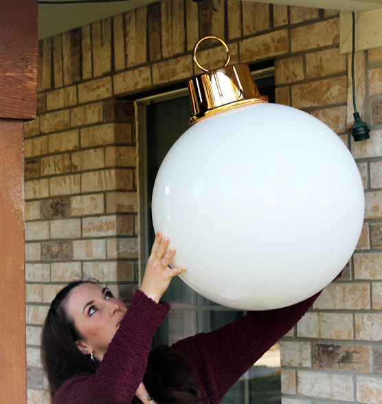 Outdoor Christmas Decorations: a Guide to Christmas Inflatables 