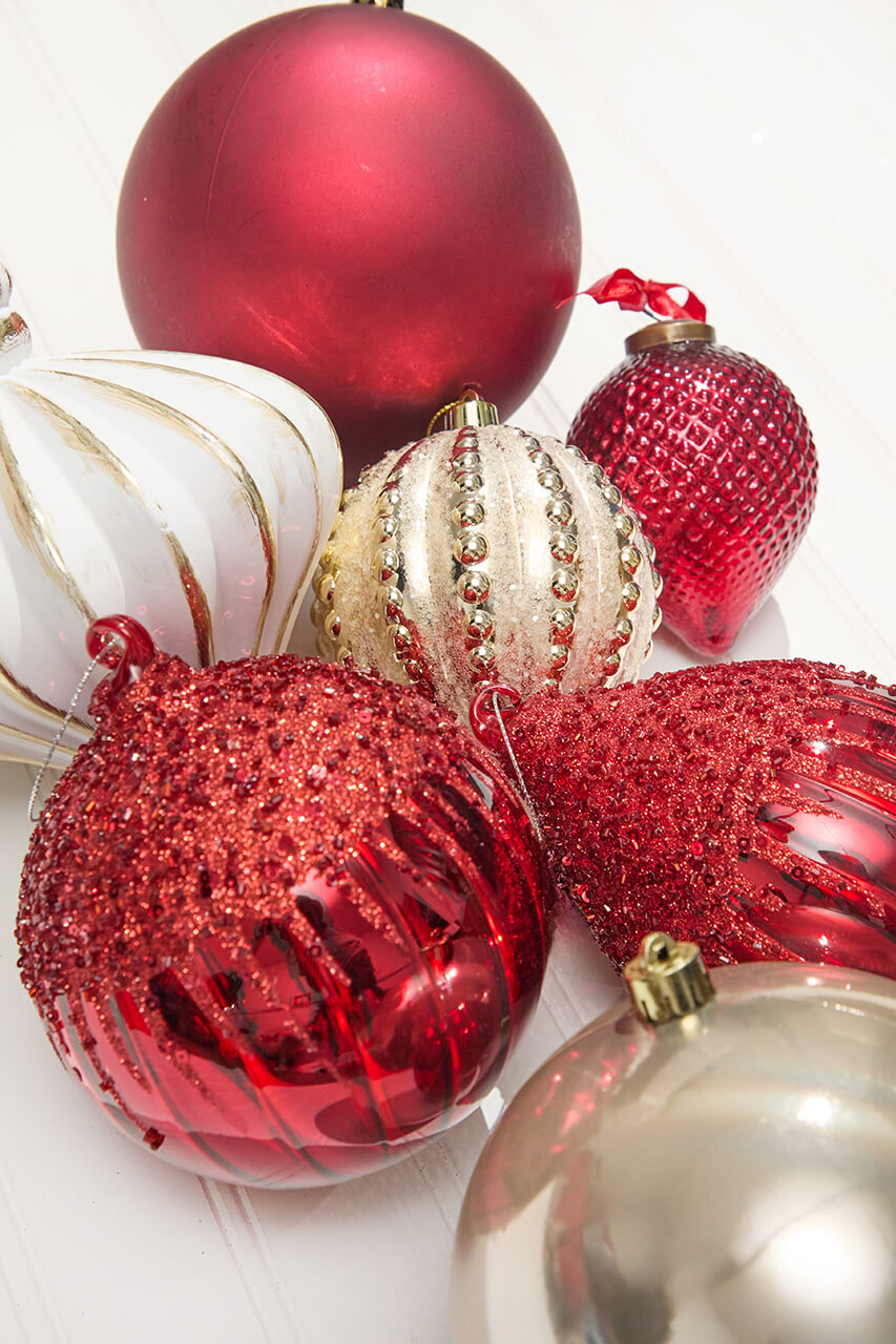 Classic Christmas Collection | Christmas Decorations | Decorator's