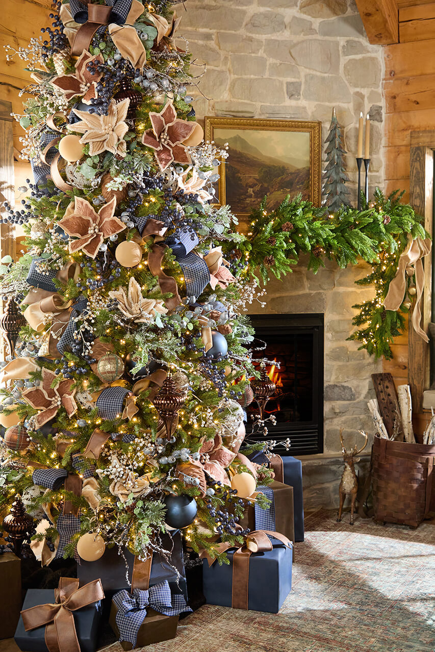 Winter Woodland Christmas Tree Decor | Decorator's Warehouse