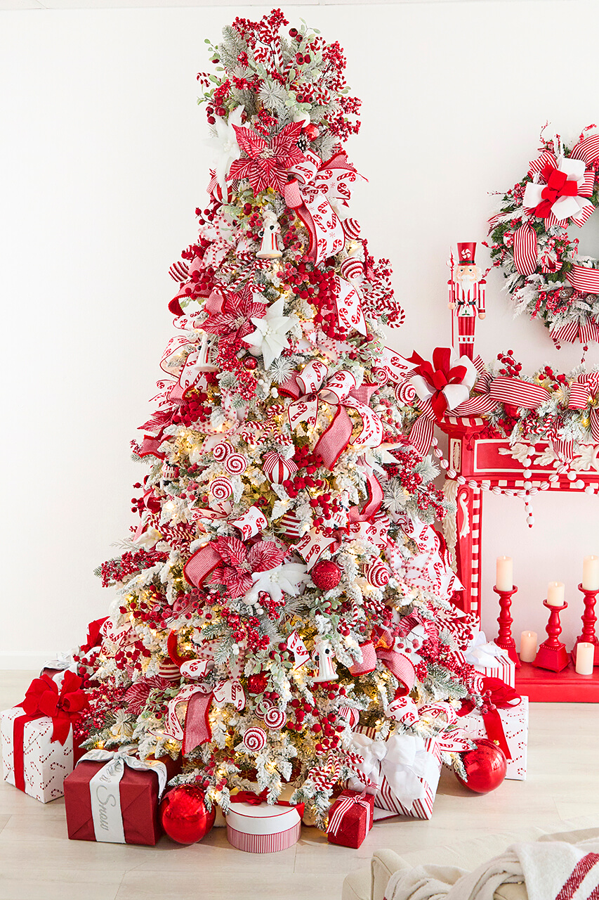 How to Create a Magical Red and White Christmas Tree - Decorator's ...