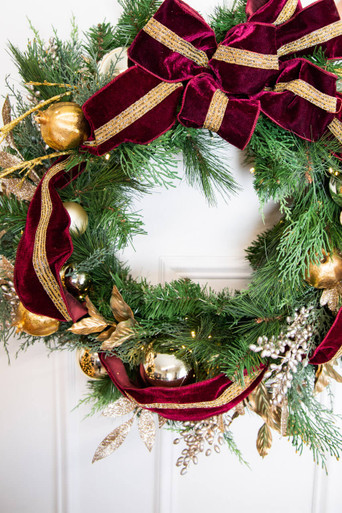  Gold Wreath クリスマスリースインテリア　ぬいぐるみ burgundy-and-gold-christmas-