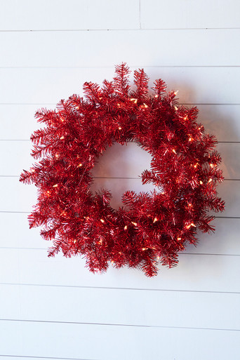 Red Red Wreath main image 0