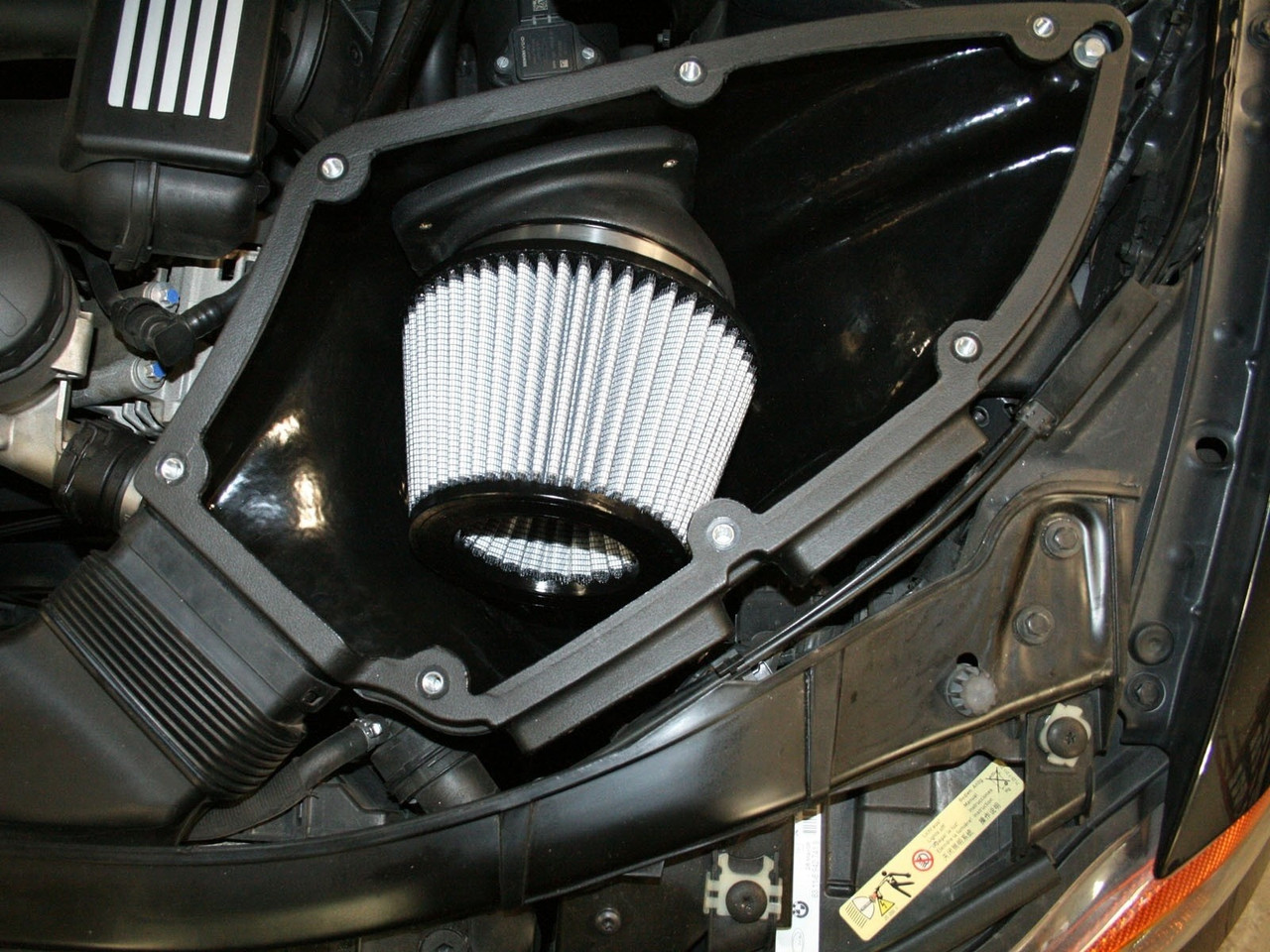 AFE magnum FORCE Stage-2 Si (Carbon) Pro DRY S Intake Pro Dry S 51-81012-C, 2006-2013 BMW 128i / 328i N52