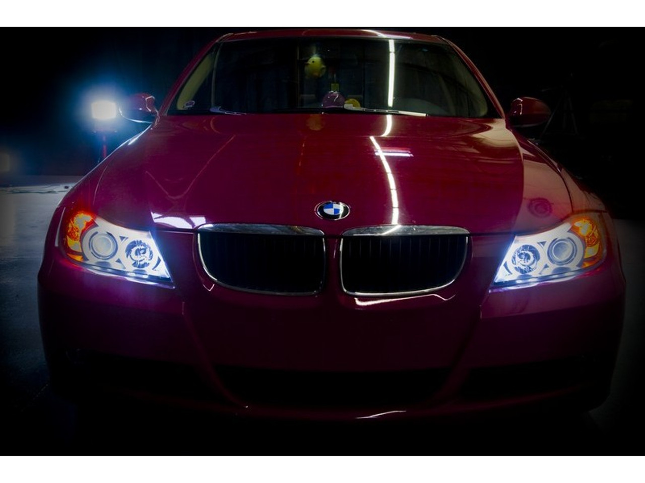 Spyder 2006-2008 BMW E90 Base Projector Headlights W/ CCFL Angel Eyes (Halos) Amber Reflectors (5029652)