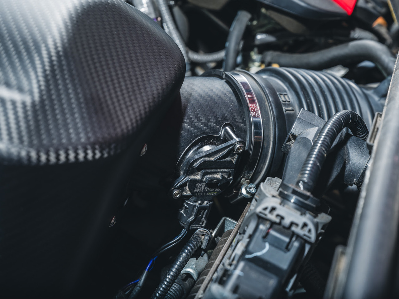 AWE Tuning S-FLO Carbon Fiber Intake - 2023-2024 Toyota GR Corolla (2660-15316)