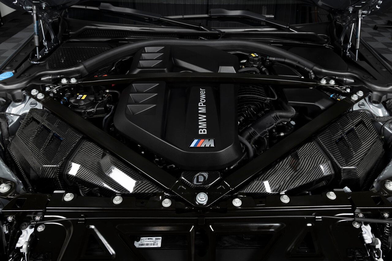 Dinan Gloss Carbon Fiber Cold Air Intake - 2021-2026 BMW M2/M3/M4 G80 G82 G87(D760-0063)