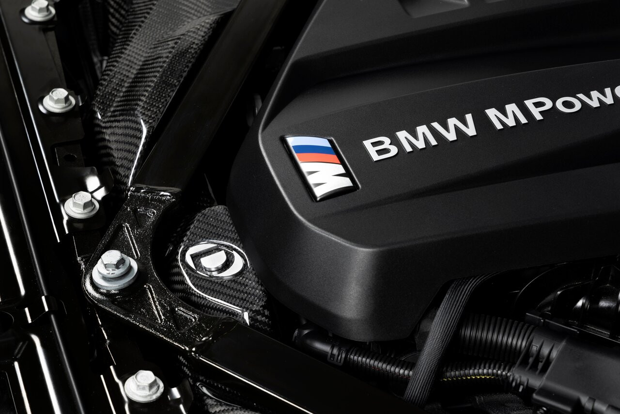 Dinan Gloss Carbon Fiber Cold Air Intake - 2021-2026 BMW M2/M3/M4 G80 G82 G87(D760-0063)