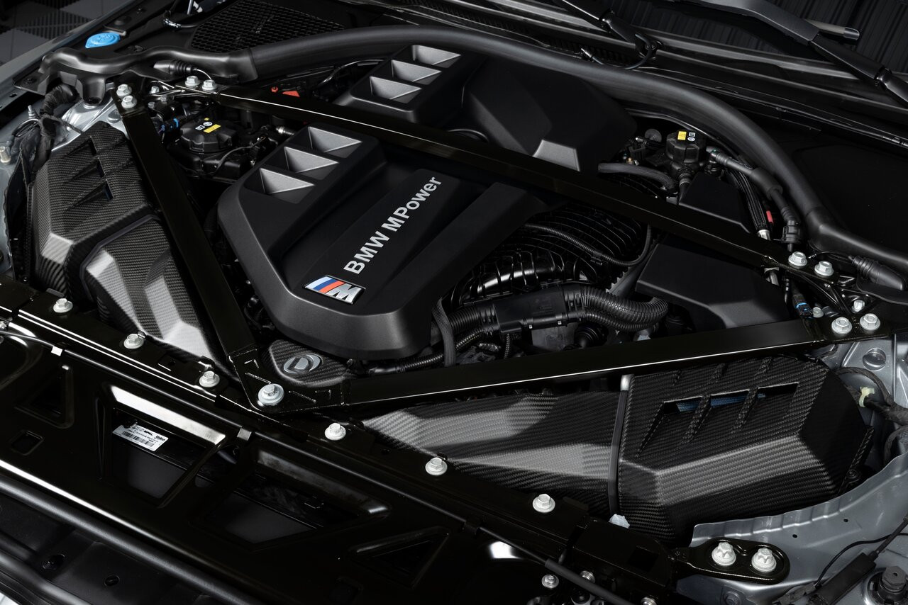 Dinan Matte Carbon Fiber Cold Air Intake - 2021-2026 BMW M2/M3/M4 G80 G82 G87(D760-0063-B)