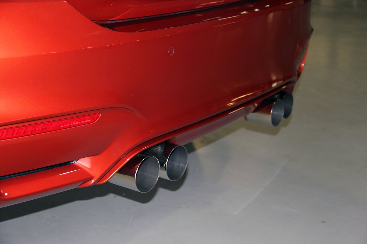 Dinan Free Flow Axle-Back Exhaust - 2015-2020 BMW M3/M4 F80 F82 (D660-0050-BLK)