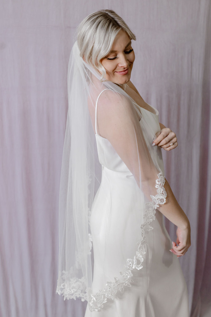 Lovely Pearl Veil - Klaudia & Co.