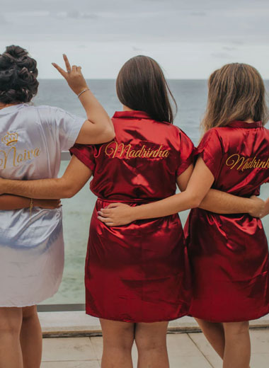 Bridesmaid shirts & gifts