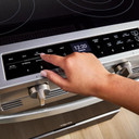 Whirlpool® 30-inch Smart Gas Range with True Convection, Steam/Self Cleaning, Rapid Preheat 5.3 CuFt Capacity WFGS7530RB